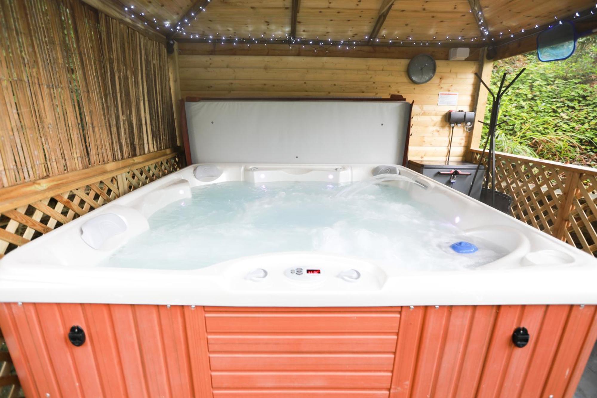 דירות בידפורד Woodside Ash Hot Tub & Pool מראה חיצוני תמונה
