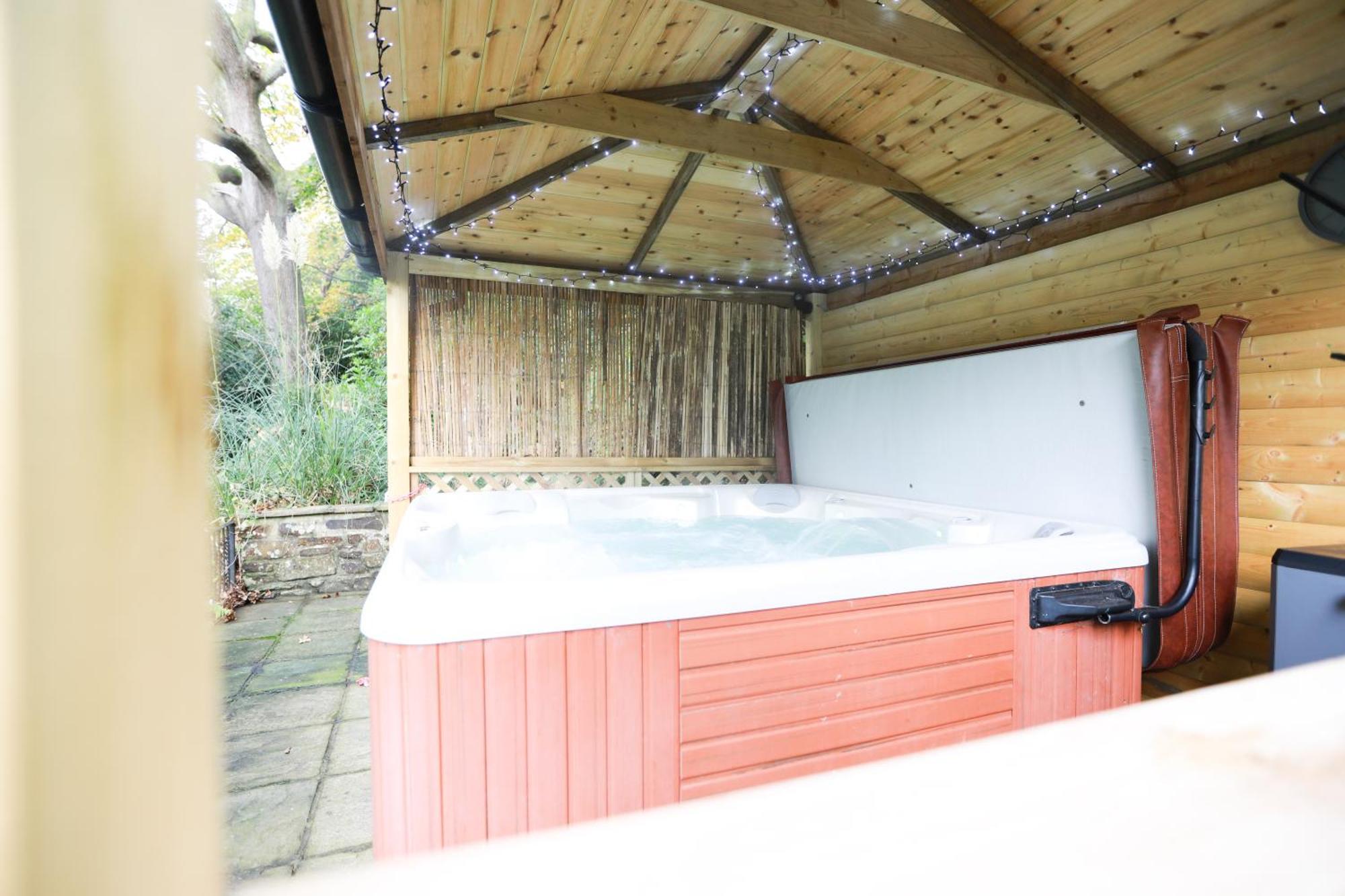 דירות בידפורד Woodside Ash Hot Tub & Pool מראה חיצוני תמונה